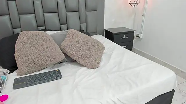 Snapshot of dakota_roussee chatting on November 15, 2025, 12:31 pm dakota roussee online show from November 15, 2025, 12:31 pm