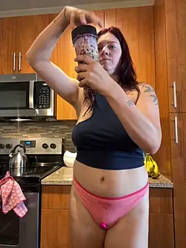 zarialove online show from September 12, 2025, 5:56 pm