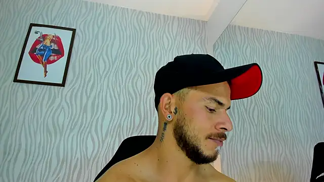 dylan jacobx online show from November 5, 2025, 3:20 am