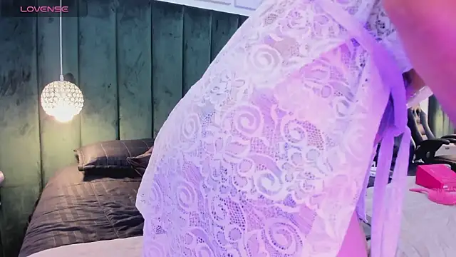 PaulinaGame online show from February 16, 2026, 5:00 pm