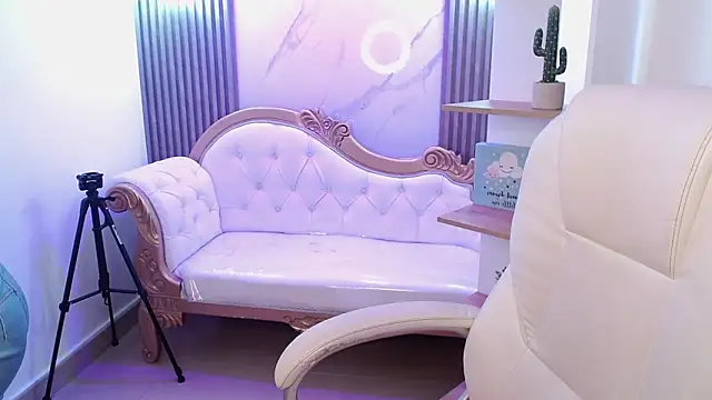 candyhot tk online show from February 21, 2026, 3:25 pm