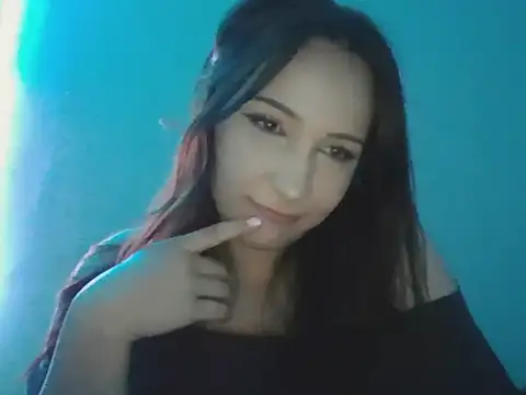 Snapshot of nayla_07 chatting on March 15, 2026, 5:53 pm nayla 07 online show from March 15, 2026, 5:53 pm