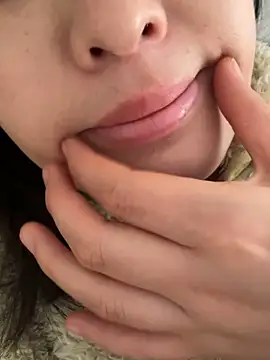 Snapshot of Freda-baby chatting on November 25, 2025, 12:55 am Freda-baby online show from November 25, 2025, 12:55 am