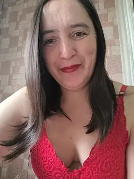 Snapshot of EvelinCutex chatting on November 13, 2025, 7:12 am EvelinCutex online show from November 13, 2025, 7:12 am