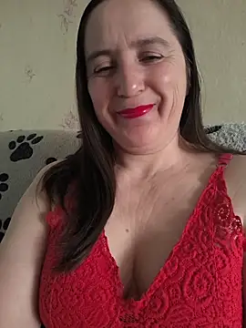 Snapshot of EvelinCutex chatting on March 20, 2026, 7:31 am EvelinCutex online show from March 20, 2026, 7:31 am