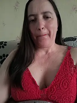 Snapshot of EvelinCutex chatting on March 21, 2026, 11:47 am EvelinCutex online show from March 21, 2026, 11:47 am