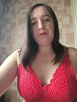 Snapshot of EvelinCutex chatting on October 13, 2025, 12:18 pm EvelinCutex online show from October 13, 2025, 12:18 pm