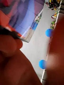 Anushka14321 online show from November 2, 2025, 7:02 am