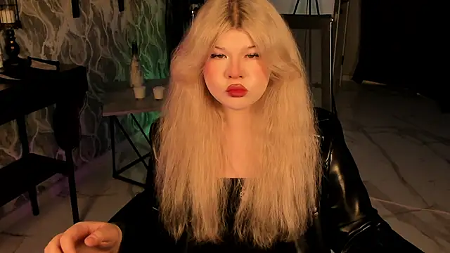 LilithNelson online show from October 14, 2025, 2:28 pm