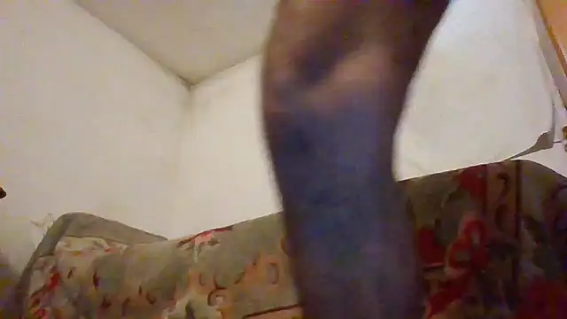 Snapshot of sonotutto chatting on June 24, 2026, 1:53 pm sonotutto online show from June 24, 2026, 1:53 pm