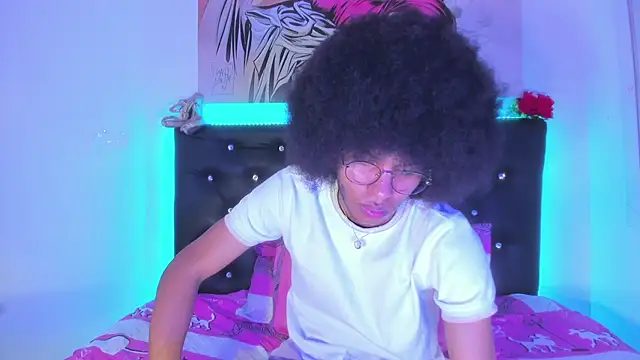 DEAMOL online show from November 19, 2025, 6:52 pm