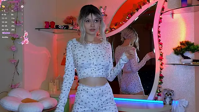 Snapshot of Marry_Juanna chatting on September 29, 2025, 9:20 pm Marry Juanna online show from September 29, 2025, 9:20 pm