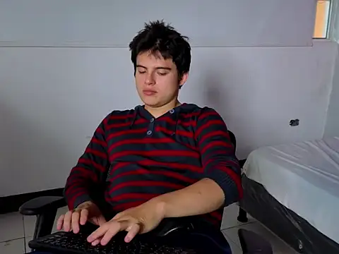 invincible200 online show from October 11, 2025, 2:29 pm