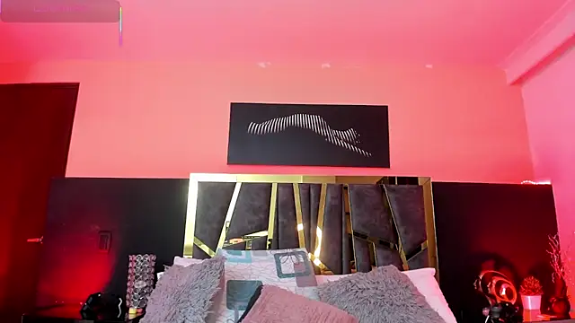 ScarletTorres online show from November 10, 2025, 6:35 pm