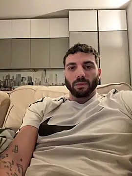 Simon-xx online show from March 7, 2026, 8:58 pm