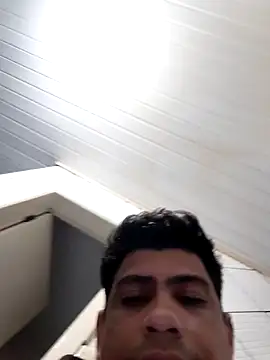 paulinhogostosinho online show from September 18, 2025, 9:51 pm