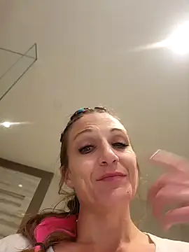 SexySunnyBlazen online show from December 3, 2025, 10:25 am