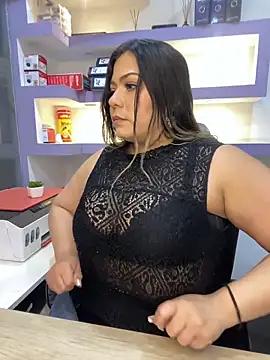 isabella horney  online show from February 20, 2026, 1:24 pm