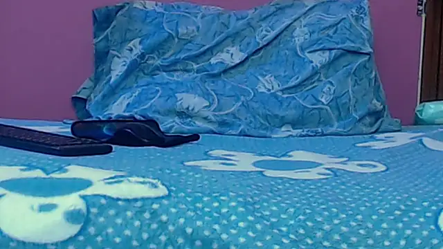 skinnybarbie022 online show from September 28, 2025, 1:23 am