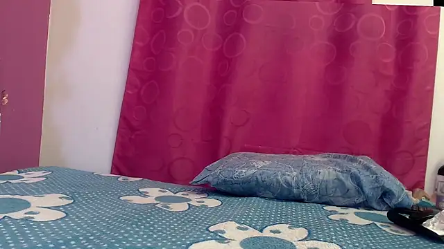 skinnybarbie022 online show from October 12, 2025, 12:56 am