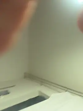 AndreDox online show from April 6, 2026, 1:23 am