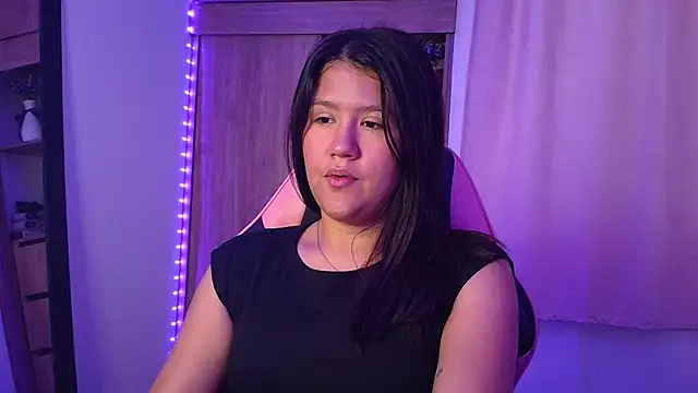 Oliviawatson1 online show from February 11, 2026, 12:05 pm