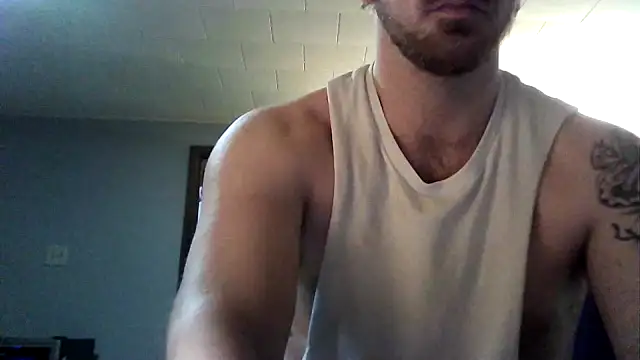 Snapshot of WyattL96 chatting on August 2, 2026, 4:11 am WyattL96 online show from August 2, 2026, 4:11 am