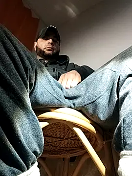 SmokedAlloy2 online show from January 8, 2026, 1:33 am