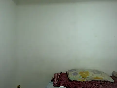 MeganAndMaxxh online show from October 29, 2025, 1:04 am