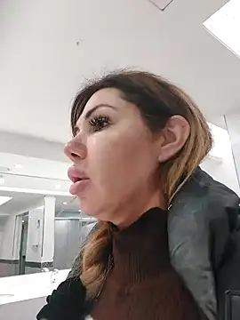 Alisasexxh online show from January 6, 2025, 2:25 pm