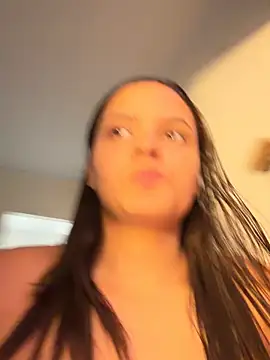 rayssabjj online show from February 7, 2026, 1:19 pm