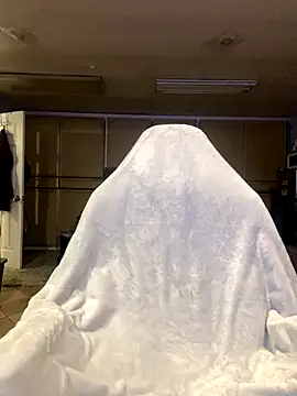 StandOnthatboy online show from November 16, 2025, 2:49 am