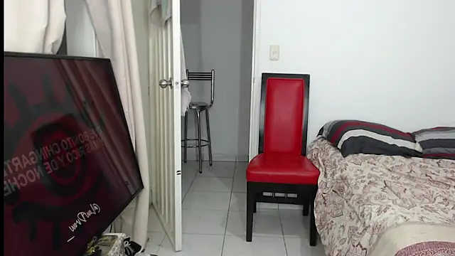 Alex mojica online show from September 12, 2025, 5:07 am