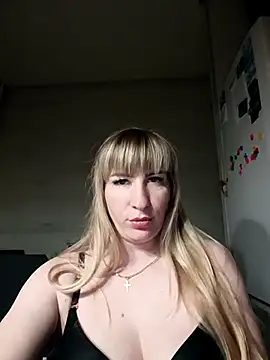 babyjessi online show from February 2, 2026, 9:14 pm