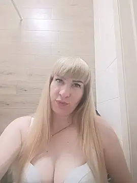 babyjessi online show from June 3, 2026, 8:48 am