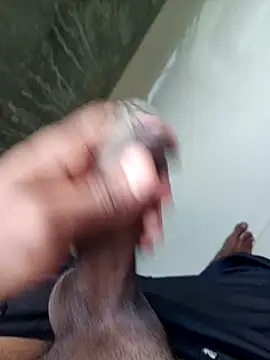 chatboy1432 online show from September 19, 2025, 4:05 am