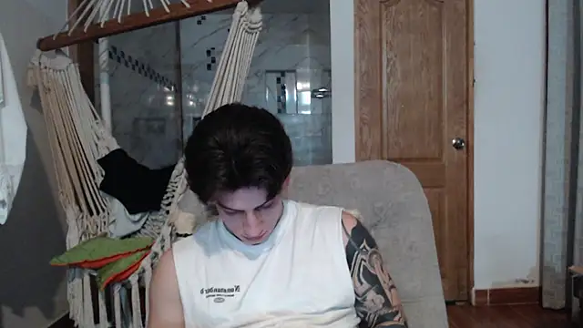 Snapshot of AteneoJr chatting on November 20, 2025, 5:19 am AteneoJr online show from November 20, 2025, 5:19 am