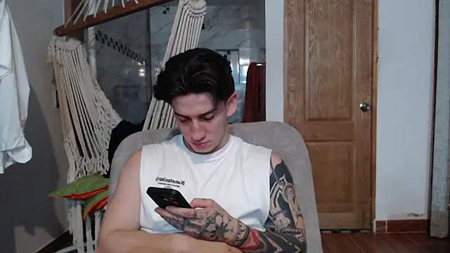 Snapshot of AteneoJr chatting on November 11, 2025, 4:18 am AteneoJr online show from November 11, 2025, 4:18 am