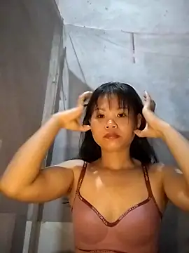 LinhNa999 online show from September 26, 2025, 12:39 am