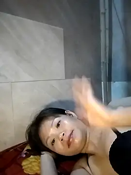 LinhNa999 online show from September 25, 2025, 7:03 am