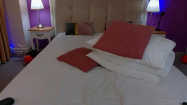 KimoraJoy online show from December 15, 2025, 11:10 pm