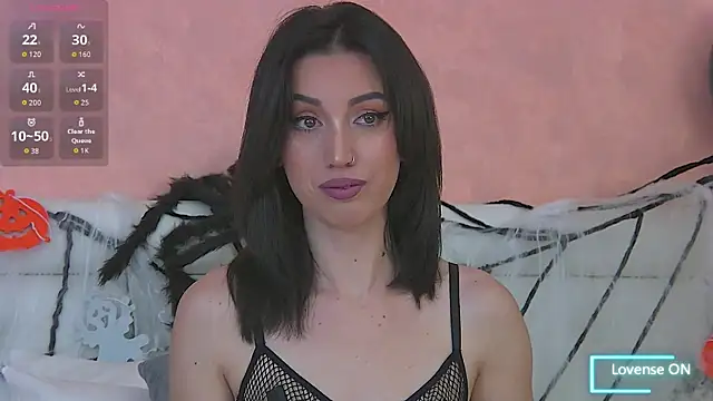 Snapshot of EnyaHazell chatting on October 28, 2025, 7:02 pm EnyaHazell online show from October 28, 2025, 7:02 pm