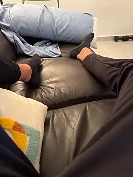 Manu97k online show from March 29, 2026, 10:11 pm