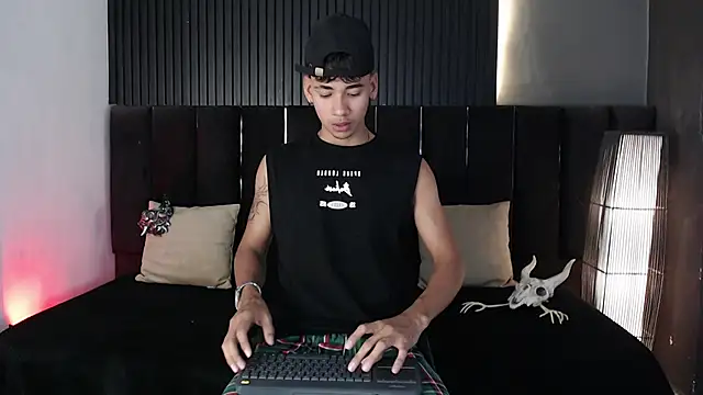 Dominic ghost online show from October 14, 2025, 8:31 pm