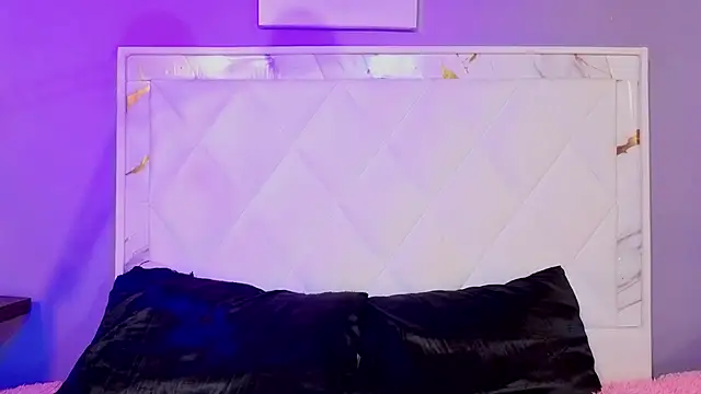 Dannyhot  online show from June 3, 2026, 8:24 pm