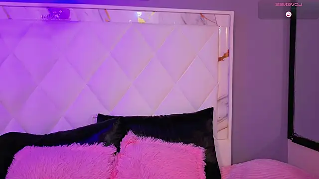 Snapshot of Dannyhot_ chatting on February 10, 2026, 8:52 pm Dannyhot online show from February 10, 2026, 8:52 pm