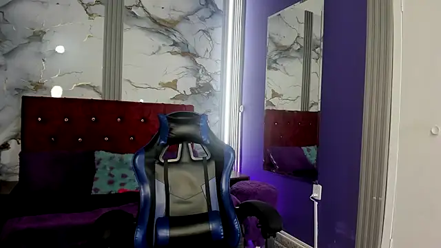 Snapshot of angelitasexxxhot chatting on February 12, 2026, 12:32 am angelitasexxxhot online show from February 12, 2026, 12:32 am