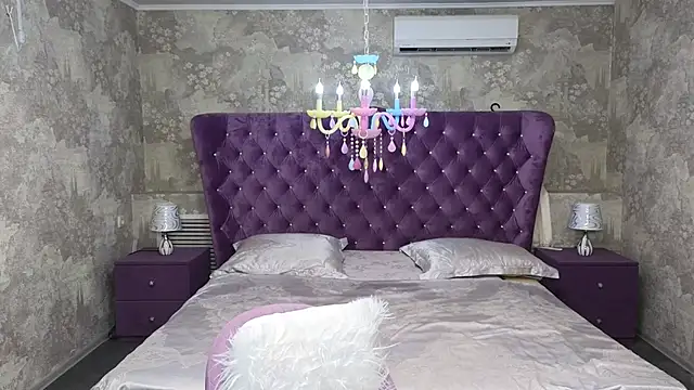 Snapshot of Eloisa_Eliot chatting on September 20, 2025, 2:22 pm Eloisa Eliot online show from September 20, 2025, 2:22 pm