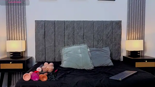 Liam forest  online show from October 1, 2025, 4:50 am