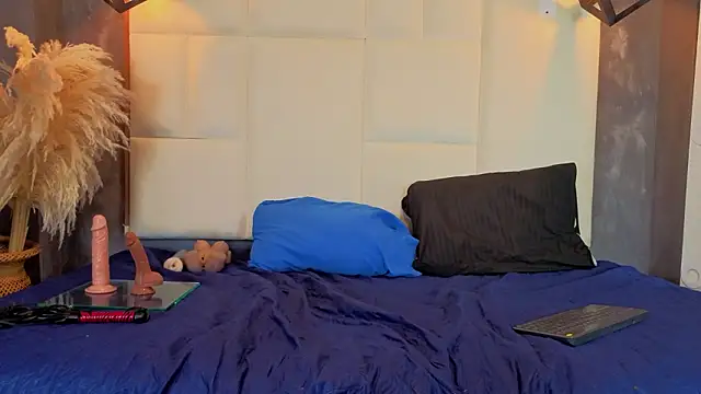 Liam forest  online show from February 1, 2026, 5:49 am